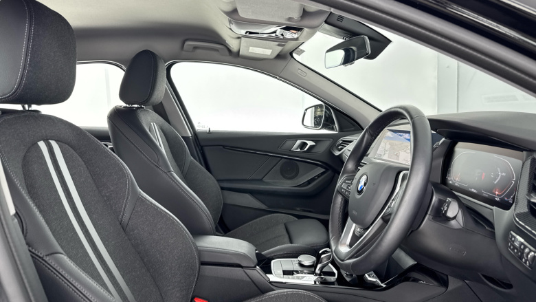 BMW 1 Series 118i Sport 5dr Step Auto Petrol Hatchback